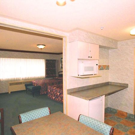 Robsonstrasse Hotel & Suites 溫哥華 客房 照片