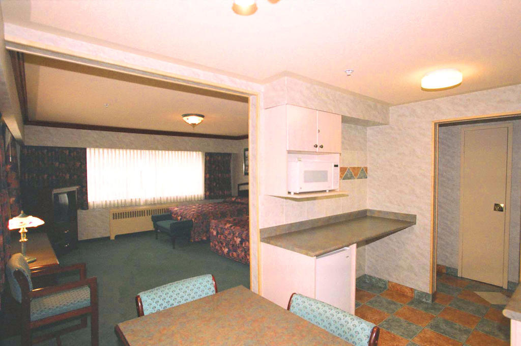 Robsonstrasse Hotel & Suites 溫哥華 客房 照片